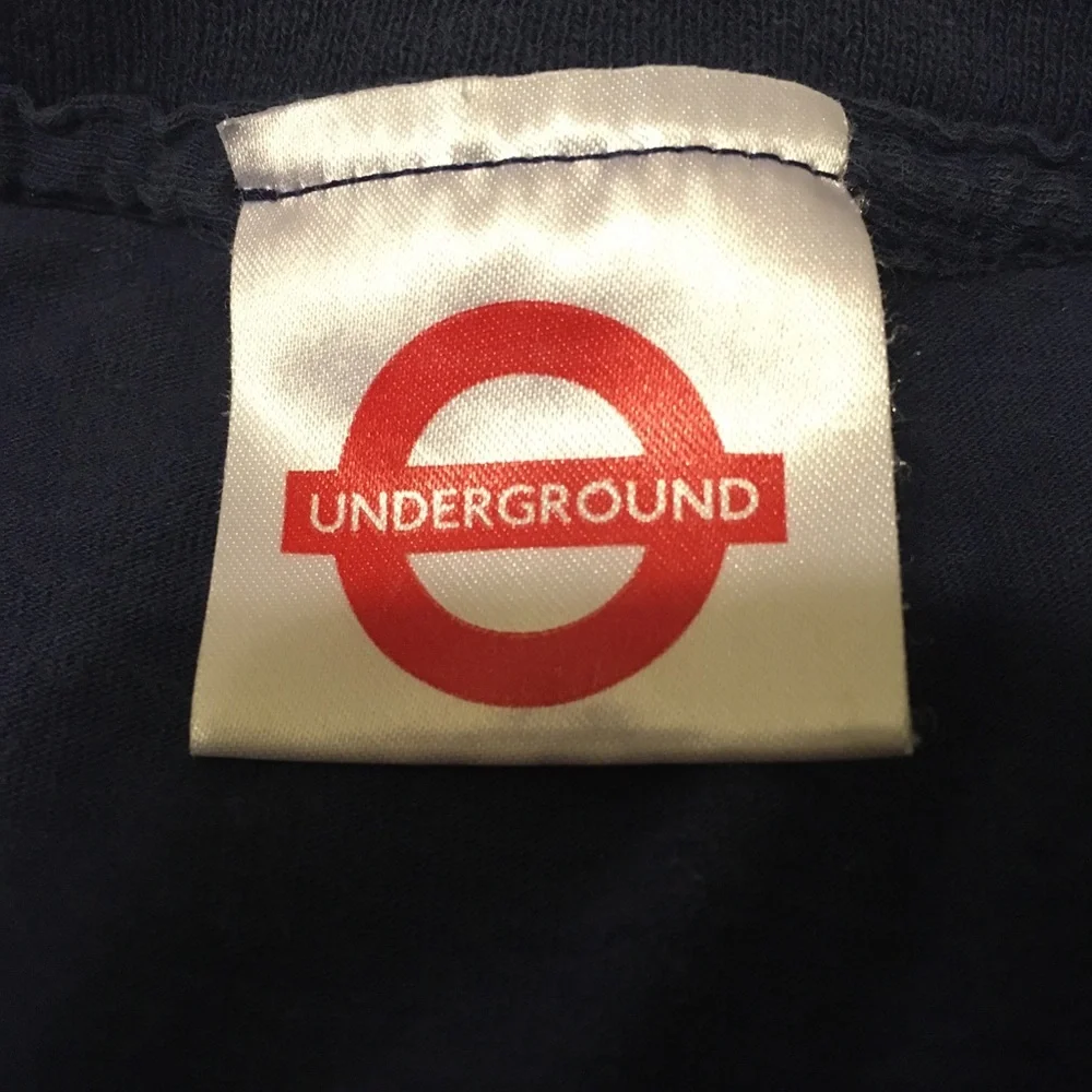 UK London Underground kids T-shirt “Mind the Gap”